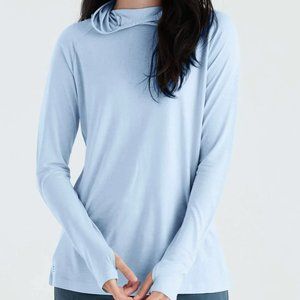 FreeFly Women's Bamboo Lightweight Hoodie II in Clear Sky